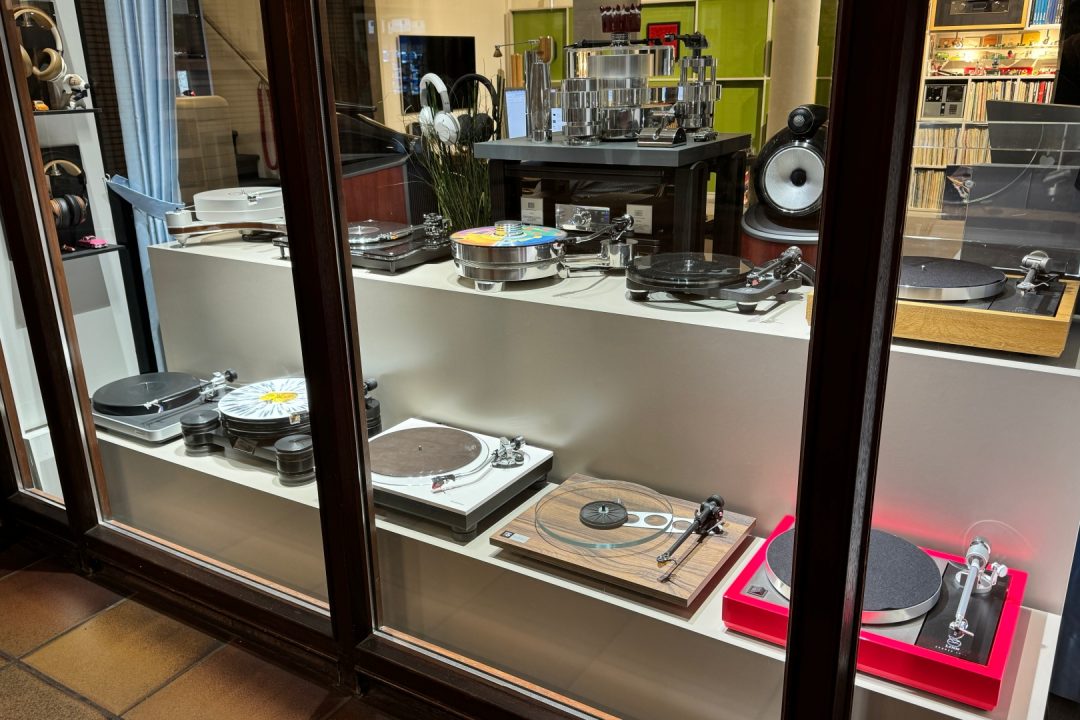 Alex Giese Schaufenster Vinyl