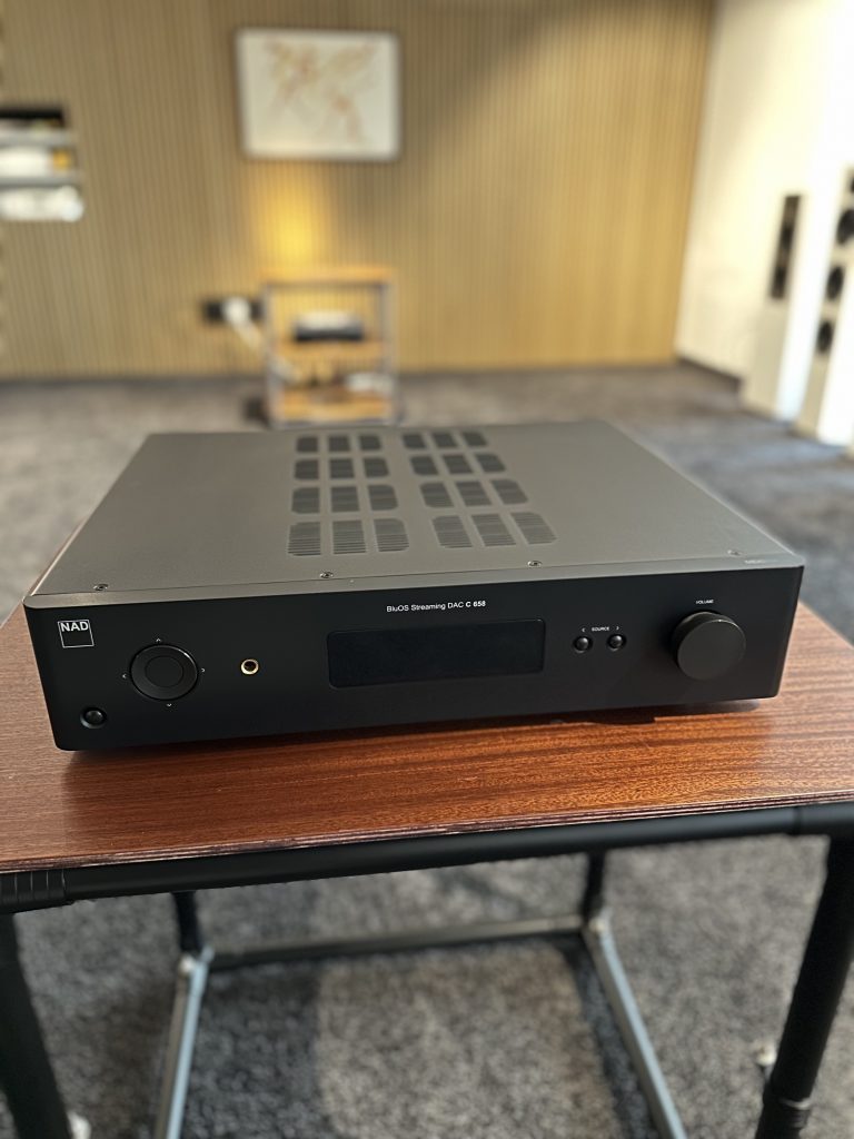 Frontansicht des Gerätes