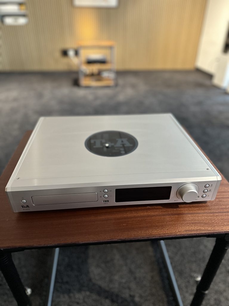 Frontansicht des Gerätes