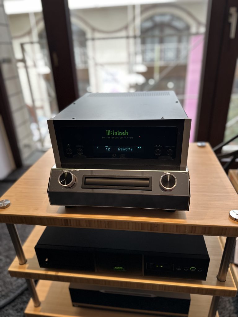 Frontansicht des Gerätes